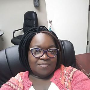 Meet your Posher, Mishelle